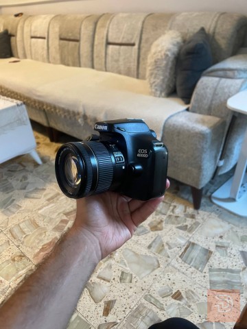 كاميرا كانون D4000 مستعمل للبيع في بغداد