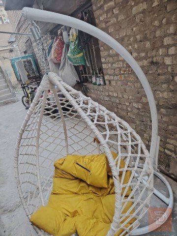 عش للبيع