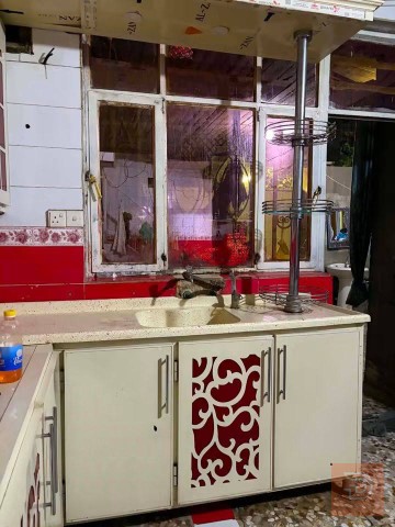 كاونتر مع طباخ وسنك مستعمل للبيع في بغداد