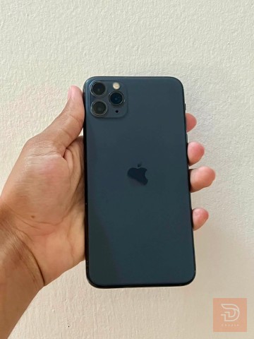 ايفون 11 برو ماكس و ايفون XS Max مستعمل للبيع في بغداد