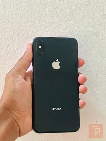 ايفون 11 برو ماكس و ايفون XS Max مستعمل للبيع في بغداد