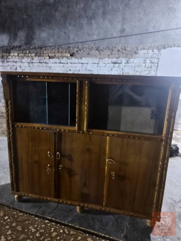 بوفيه عراقية نظيفة مستعمل للبيع في ميسان
