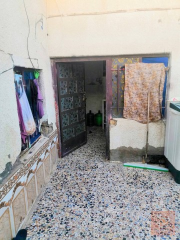 بيت 100 متر في واسط حي الجهاد للبيع