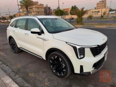 الكي كيا سورنتو 25 داتا شو ويل 20 white للبيع في بابل