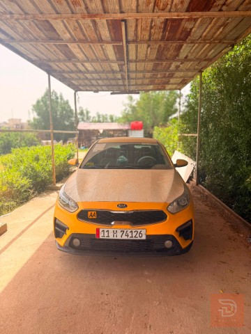 تويوتا كورولا (فورتي) 2019 نص فول للبيع في بغداد