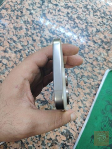 ابل 16 برو ماكس مستعمل للبيع في بغداد