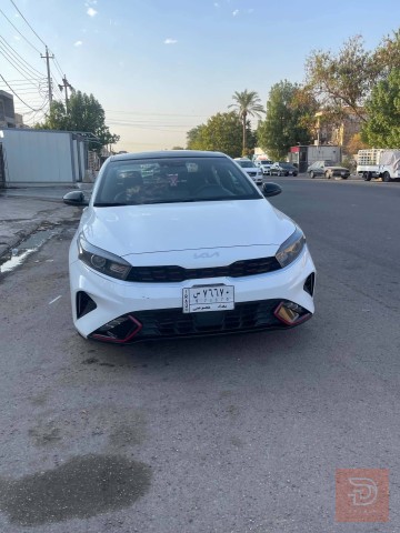 المركبات كيا فورتي ٢٢ فول مواصفات للبيع في بغداد