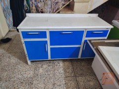 كاونتر 3 قطع نظيف جدا مستعمل للمقايضة في بغداد