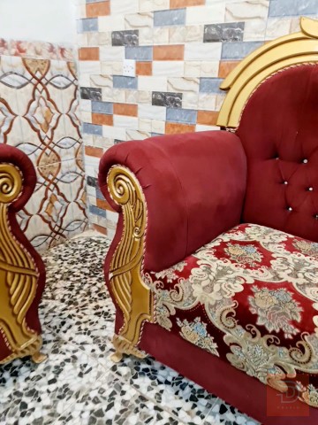 تخم ملكي عشر مقاعد تفصال ثقيل مستعمل للبيع في بغداد