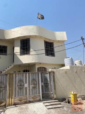 بيت طابقين مساحة 205 متر مستعمل للبيع في بغداد
