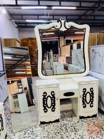 غرفة نوم عراقية بتصميم تركي لون ابيض جديد للبيع في بغداد