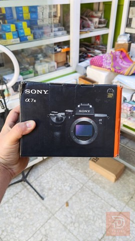 سوني a7iii جديد للبيع في بابل
