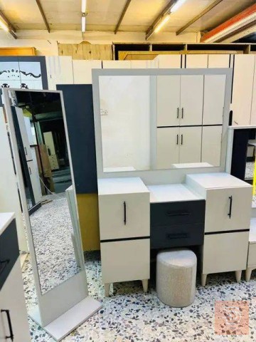 غرفة نوم ١٠ قطع نظيفة جديد للبيع في بغداد