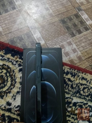 آيفون 12 برو ماكس 256GB مستعمل للبيع في ميسان