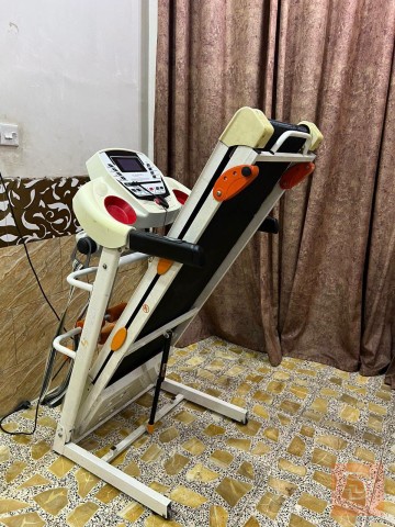 جهاز جري نظيف مع رجاج تكسير شحوم مستعمل للبيع في بغداد
