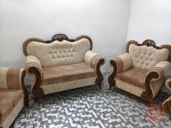 مطلوب تخم 12 مقعد نظيف جدا مستعمل في كربلاء المقدسة