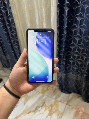 ابل ايفون 11 برو ماكس ذاكرة 256 جيجابايت زيتوني للبيع في بغداد