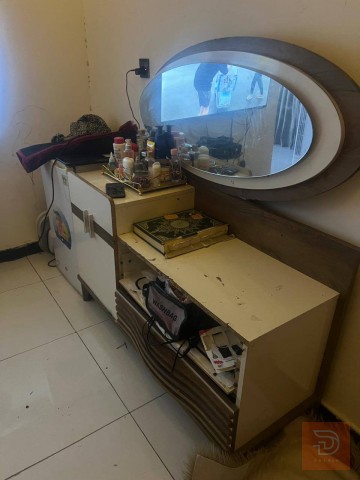 غرفة خشب للبيع في بغداد