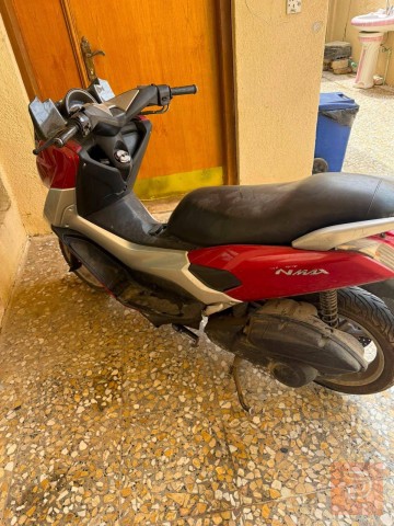 دراجة n max نظيفة مستعمل للبيع في كربلاء المقدسة