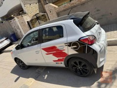 ميتسوبيشي ميراج رالي 2023 ابيض للبيع في بغداد