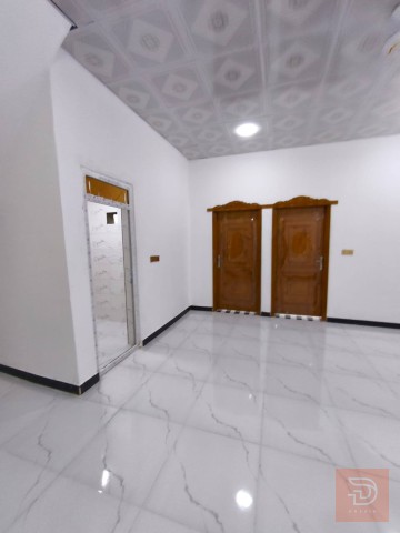 بيت 100 متر و 130 متر للبيع في البصرة