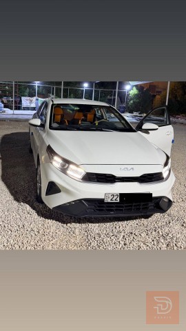 سيارة استخدام شخصي محرك 1600 مستعمل للبيع في أربيل