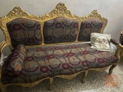١٠ مقاعد بحالة جيدة مستعمل للبيع في بغداد