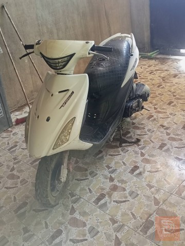 سيارة ادرس حديث مستعمل للبيع في واسط