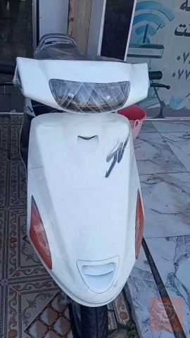 دراجات حاوية نوع فراشة كرستال جديد للبيع في بابل
