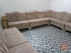 ديوان 15 مقعد نظيف capacity: 15 seats للمقايضة في كربلاء المقدسة