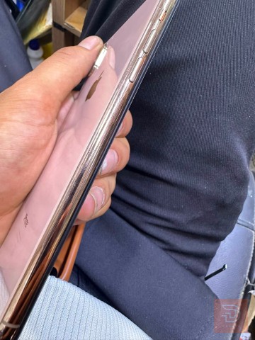 آيفون Xs max ذاكرة 256 مستعمل للبيع في النجف الأشرف