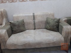 تخم نظيف ١٠ مقاعد مستعمل للبيع في كربلاء المقدسة