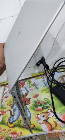 لابتوب hp كوراي 5 الجيل ثامن مستعمل للبيع في الديوانية