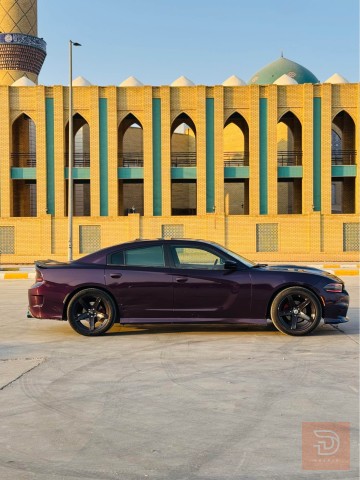 دوج جارجر SXT بنفسجي 2020 للبيع في بغداد