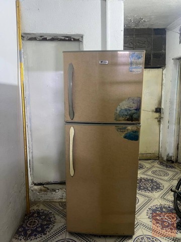 ثلاجة حجم كبير مستعمل للبيع في واسط