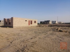 هيكل بناء دونم و٢٥٠٠ متر للبيع في الأنبار