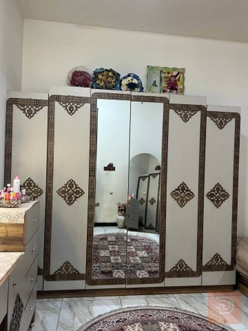 غرفة نوم 8 قطع نظيفة جداً مستعمل للبيع في بغداد