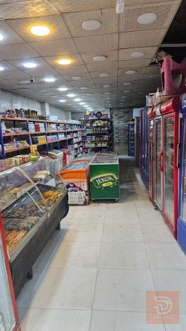 بناية مساحة 100 متر طابق أرضي ومحلات تجارية جديد للبيع في بغداد