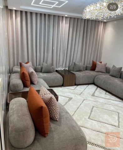 ديوان مودرن خشب زان مصري المتر من 170 ألف للبيع في بغداد