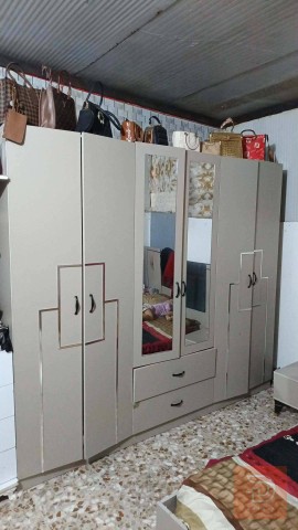 غرفة نوم جديدة مع دوشك للبيع في بغداد