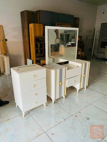 غرفة نوم تركي موديل حديث مستعمل للبيع في بغداد