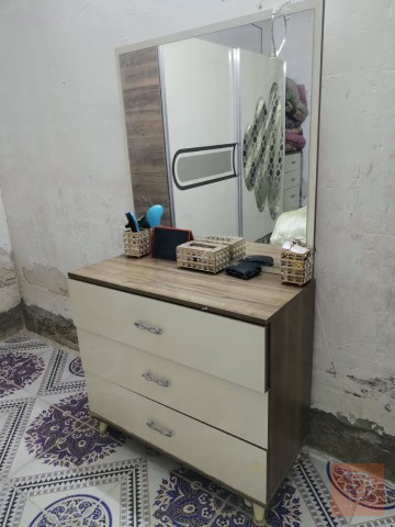 غرفة نوم وكاونتر للبيع في واسط