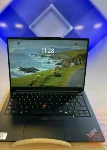 لابتوب Lenovo الجيل العاشر 14 انج للبيع في بغداد