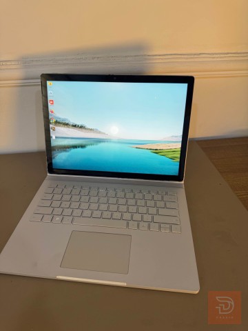 Microsoft Surface Book 3 بمواصفات عالية مستعمل للبيع في بغداد
