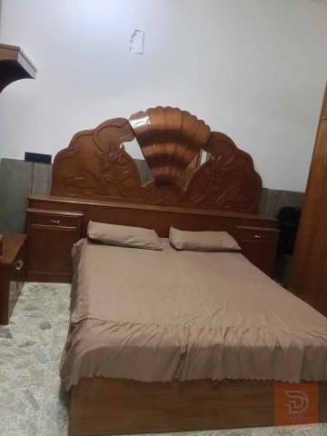 غرفة صاج عراقي 5 قطع مستعمل للبيع في بغداد