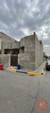 بيت ركن مربع في دور الشرطة 2022 للبيع في البصرة