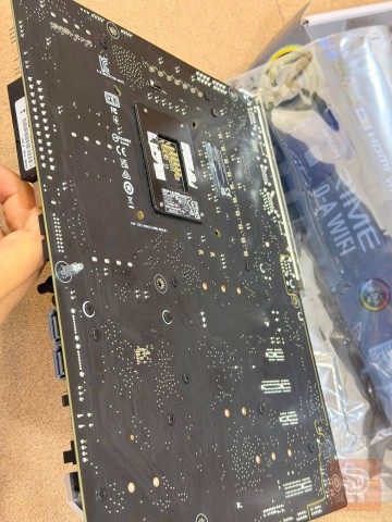 Z790 asus prime a-wifei أبيض للبيع في بغداد