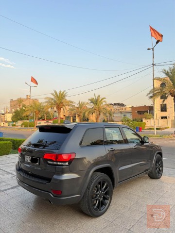 جيب 2018 فول مواصفات للبيع في بغداد