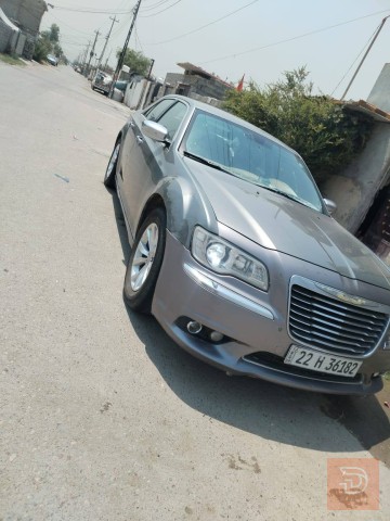 كرايسلر 300 2012 للبيع في بغداد