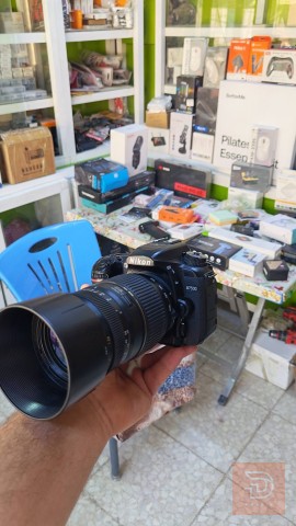 Nikon D7500 مستعمل للبيع في بابل